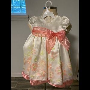 Baby girl flare out dress